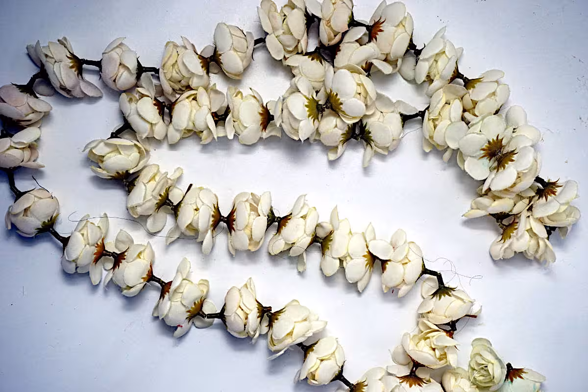 Kalung kembang